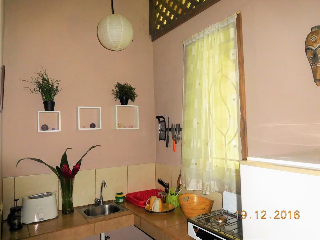 Casa Lina Sloth View Exotic Apartment With Privat Kitchen Puerto Viejo de Talamanca Exteriör bild